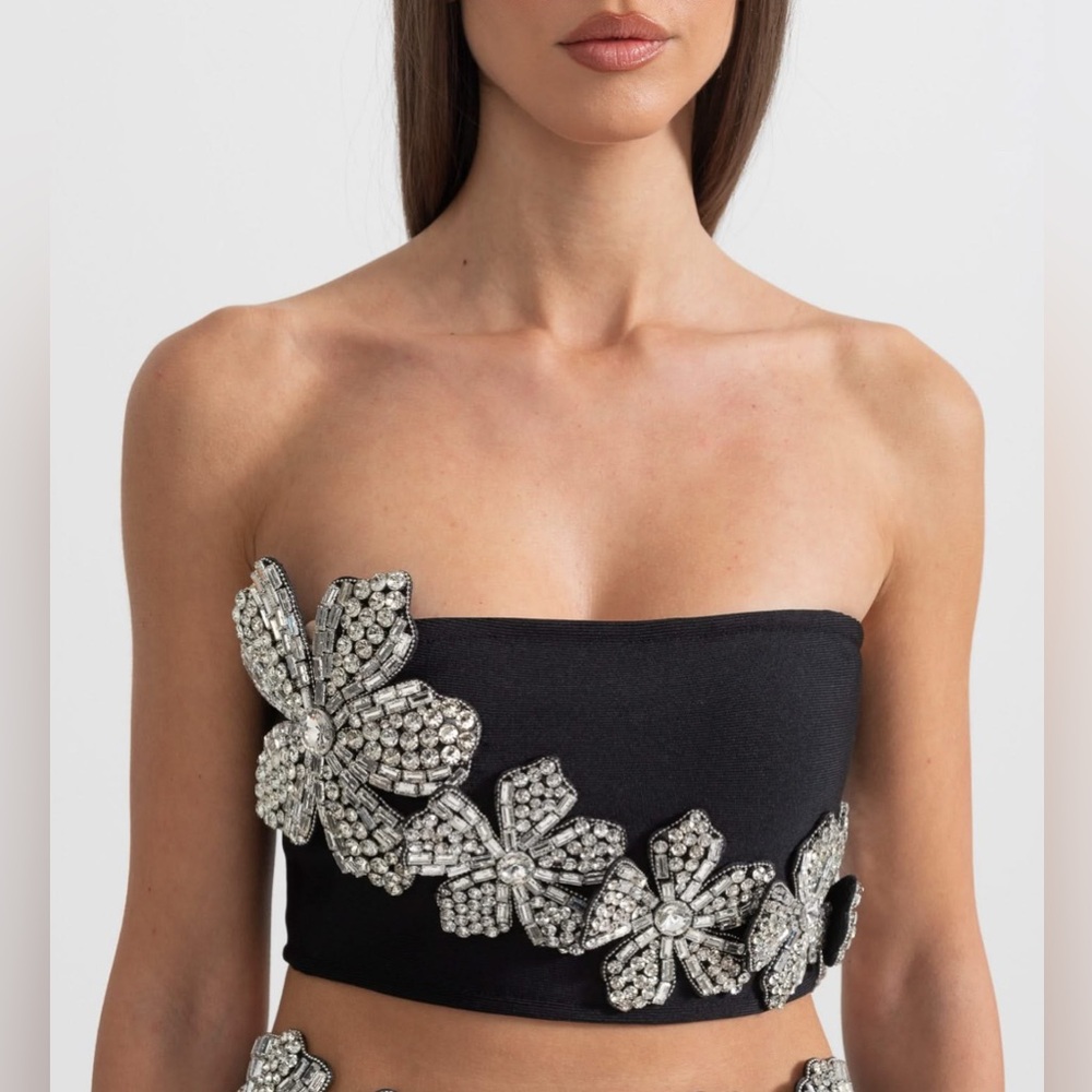 Sierra Darien Black Strapless Top Crystal Embellished Flowers S